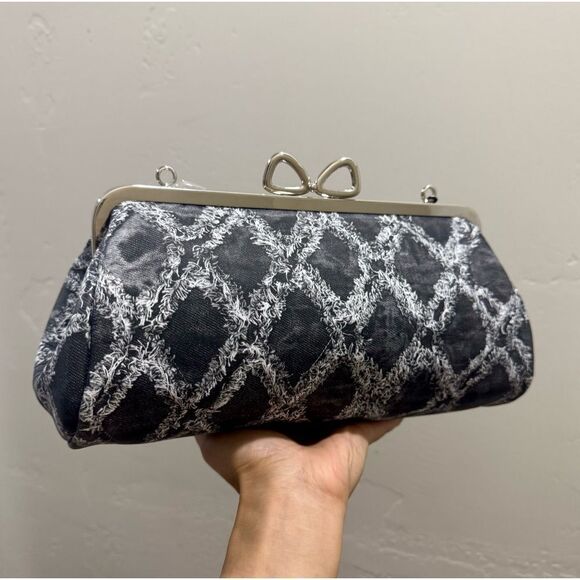 Genuine Leather Denim Quilted Pattern, Handmade Unique Bow Kisslock Baguette Bag - Picture 11 of 16